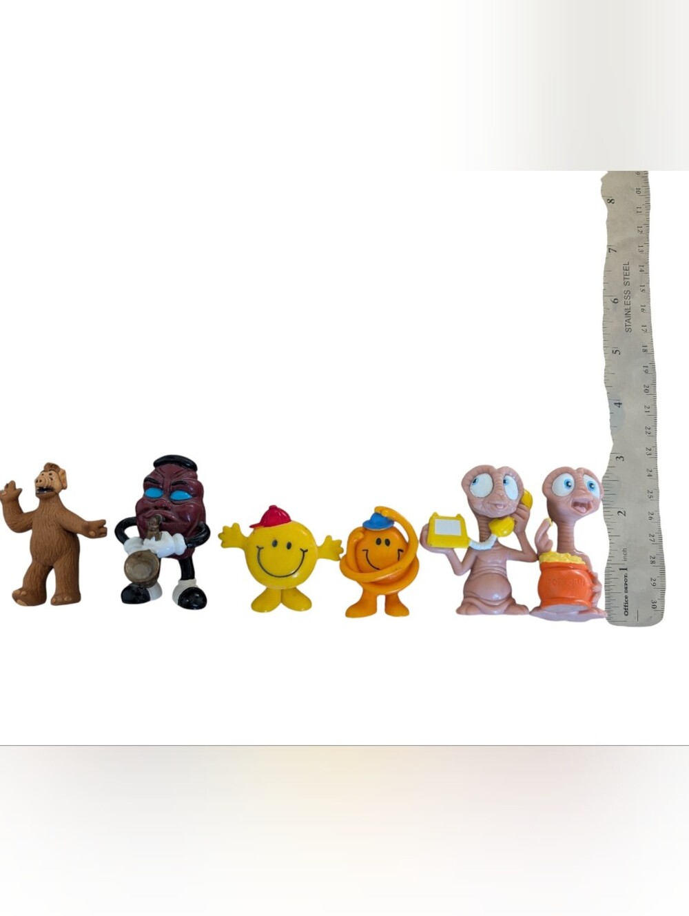 1980s Memorabilia Set Of 6 Vinyl Toys ALF,E.T.MR HAPPY, CALIFORNIA RAISIN